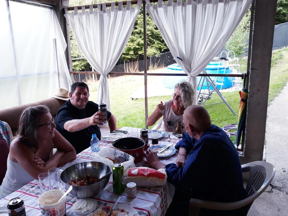Farm stay Mala Farma Nani Visoko